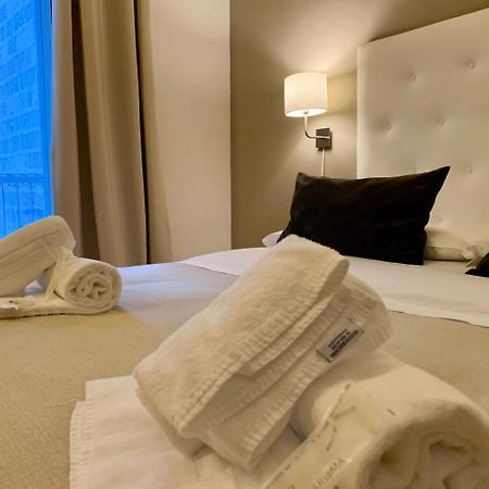 A Due Passi Dal Ponte Hotel Taranto Luaran gambar