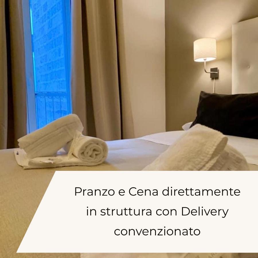 A Due Passi Dal Ponte Hotel Taranto Luaran gambar